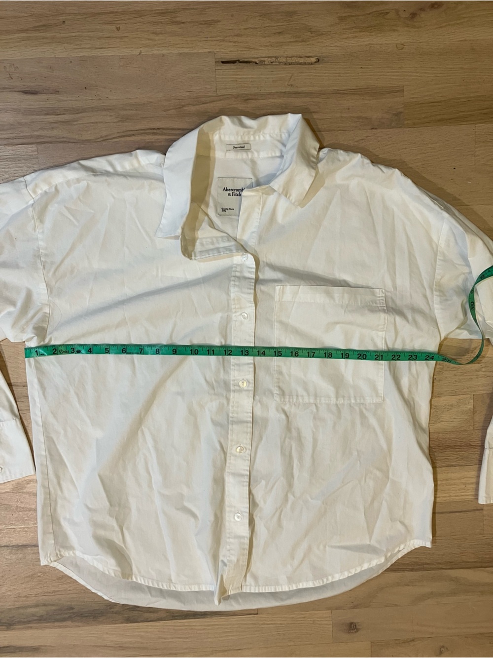 Abercrombie & Fitch Oversized White Long-Sleeve Button-Up Shirt - Picture 3 of 5